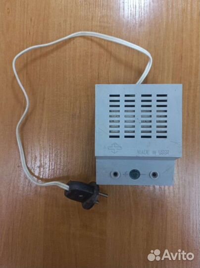 Источник питания