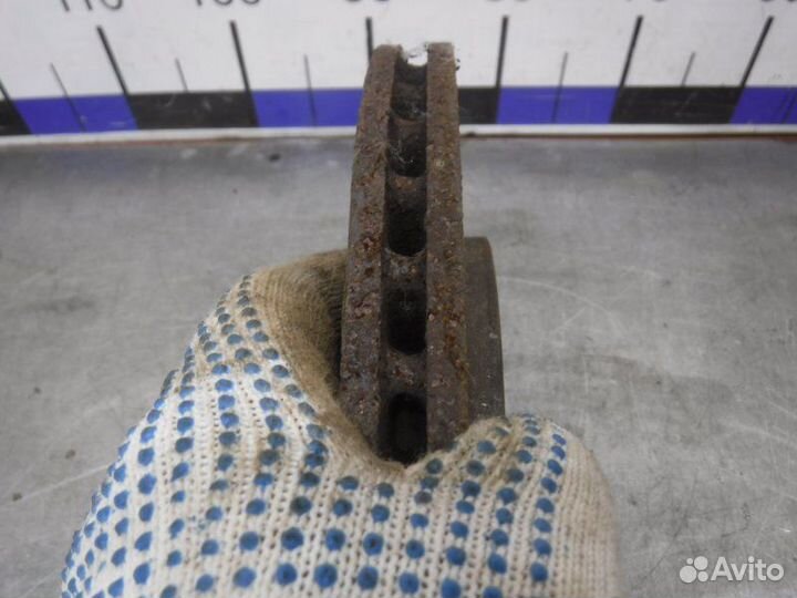 Тормозной диск передний правый Peugeot 207 ET3J4