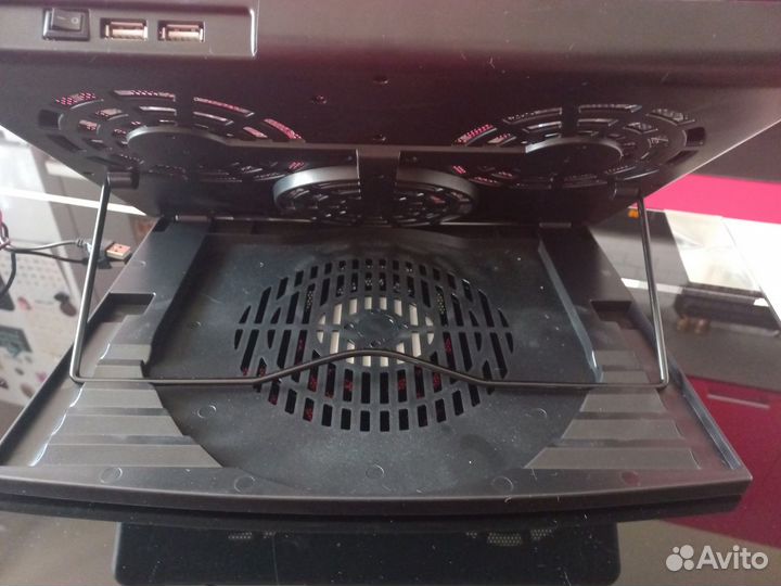 Подставка для охлаждения ноутбука