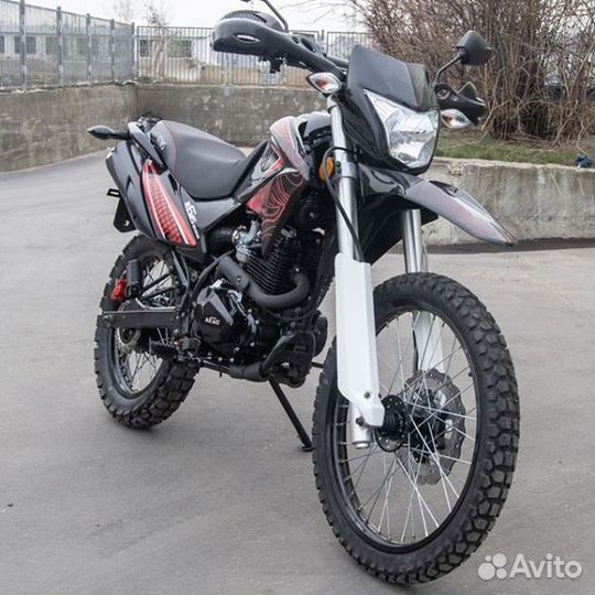 Мотоцикл Avantis MT250 (172 FMM) с птс красный