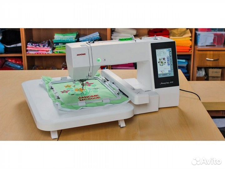 Вышивальная машина Janome Memory Craft 500E