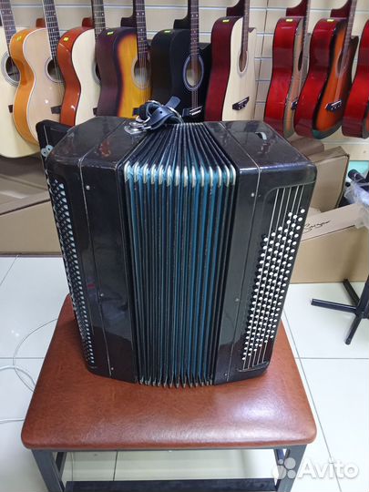 Баян Ясная Поляна, в футляре