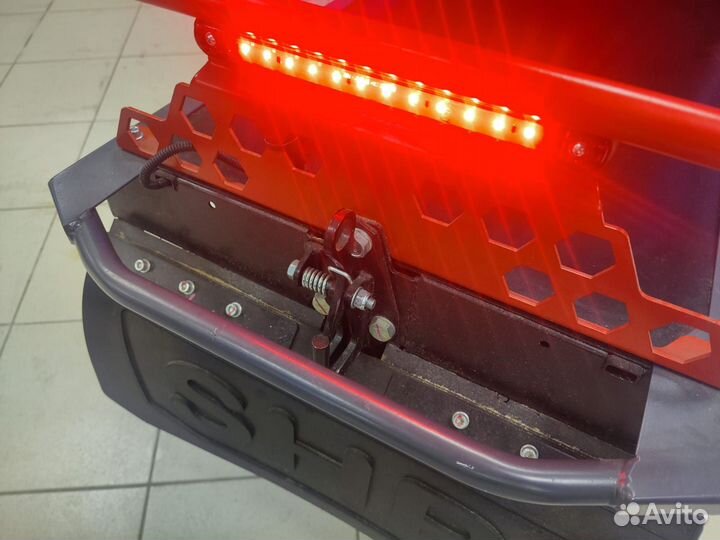 Снегоход Sharmax (шармакс) SHP-680 red красный б/у