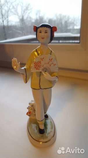 Китаянка с веером. лфз