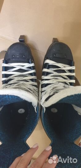 Хоккейные коньки bauer