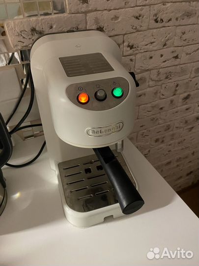 Кофемашина delonghi
