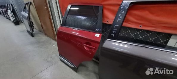 Митсубиси Аутлендер 3 Дверь задняя левая