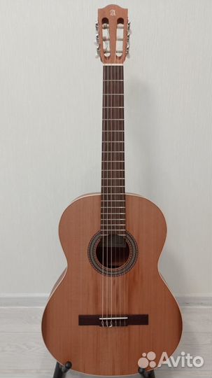 Классическая гитара