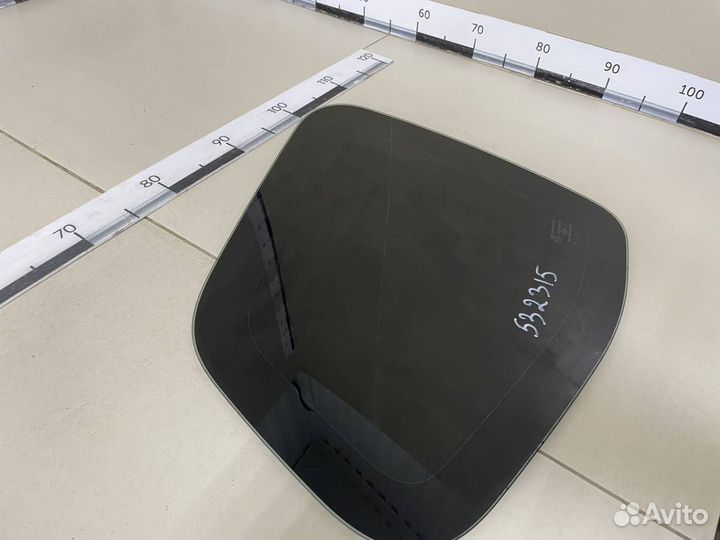 Стекло кузовное глухое правое Nissan Terrano D10 2