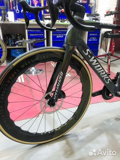 Шоссейный велосипед specialized