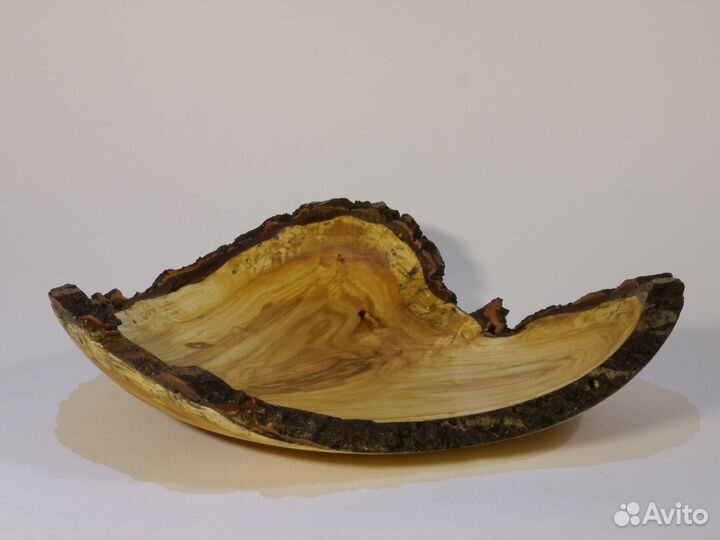 Чаша, ваза из дерева