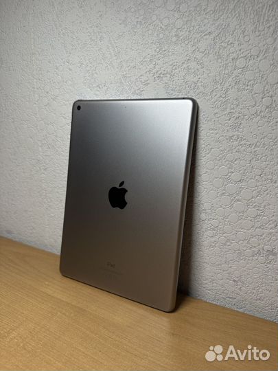 Apple iPad 2018 32 Gb (6th generation)