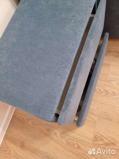 Тумба прикроватная