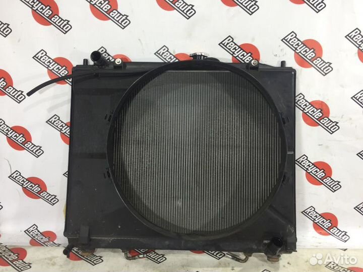 Радиатор основной mitsubishi pajero V75W 6G74 2001