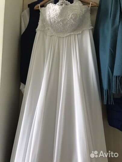 Платье белое (свадебное)