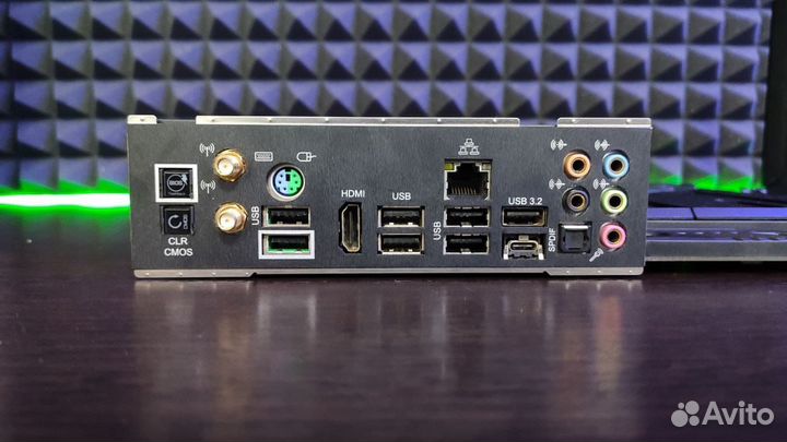 Материнская плата ASRock X570 Taichi Razer Edition