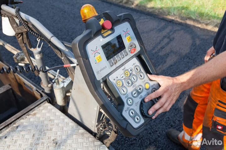 Ремонт пультов автокранов и асфальтоукладчиков