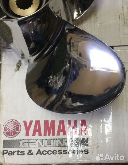 Винт ориг.Yamaha 150-300 14 7/8*21M