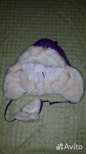 Шапка и пинетки новые