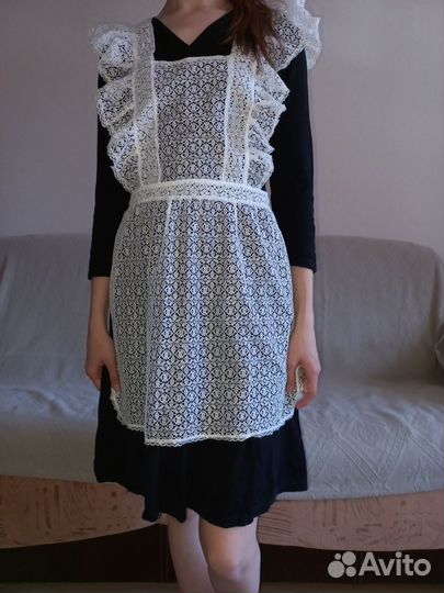 Белый школьный фартук