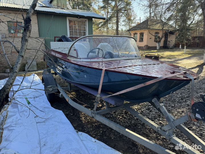 Южанка 2 с мотором Tohatsu 40 и прицепом