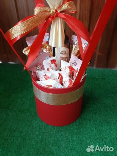 Шары deco bubbles, коробка- сюрприз, цветы в шаре