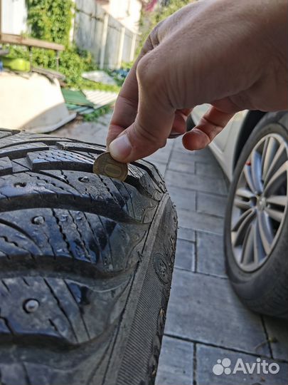 Sava Eskimo Stud 215/55 R16 97T