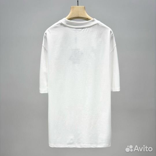 Футболка Prada