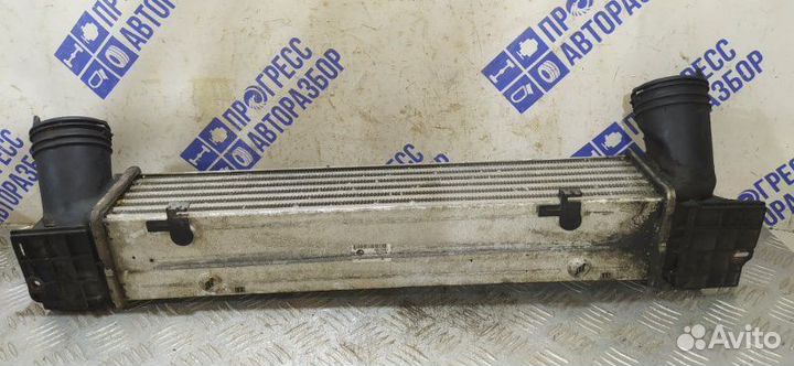 Интеркулер Bmw E91 универсал 2.0 дизель M47N2 2006