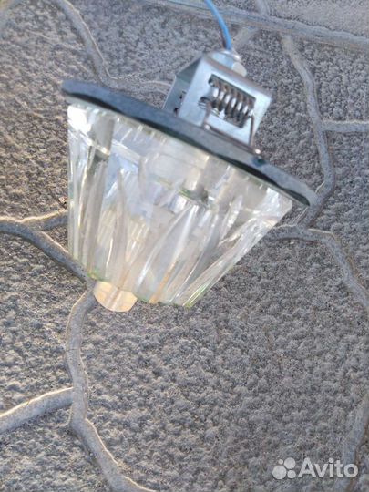 Точечные встраиваемые светильники