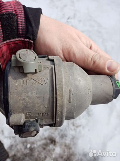 Правая противотуманная фара