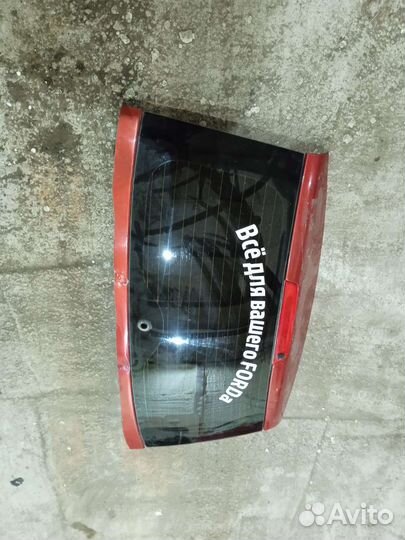 Стекло крышки багажника Ford fusion
