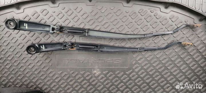 Рычаг стеклоочистителя