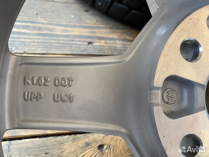 Оригинальные колеса Audi A3 8V R16