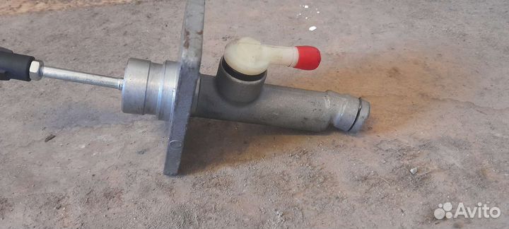 Главный целиндр сцепления kia ceed