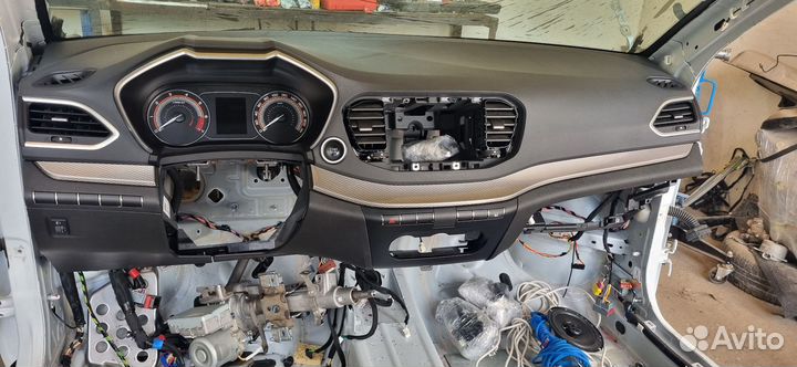 Панель на весту ng