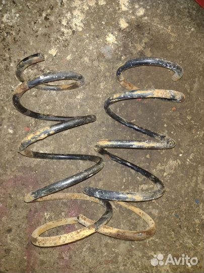 Пружины передние Рено Сценик 1