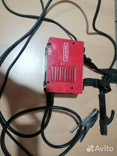 Сварочный инверторный аппарат Maxcut