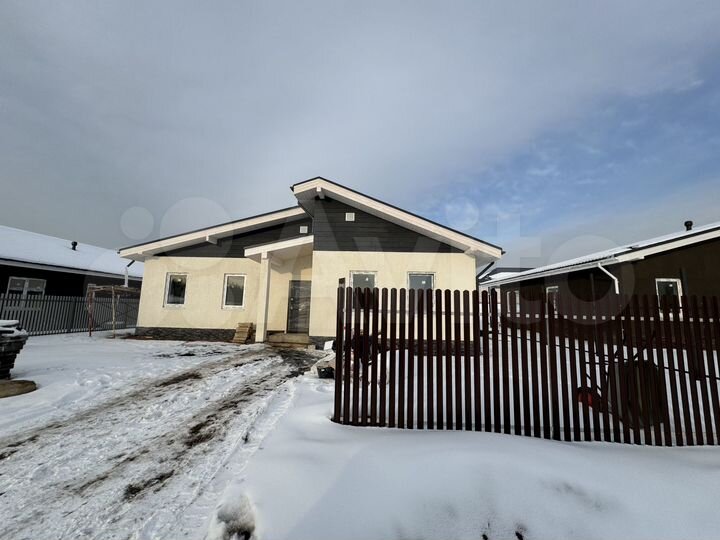 Коттедж 137 м² на участке 6 сот.