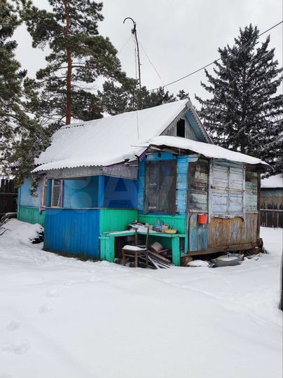 Дом 22,3 м² на участке 6,6 сот.