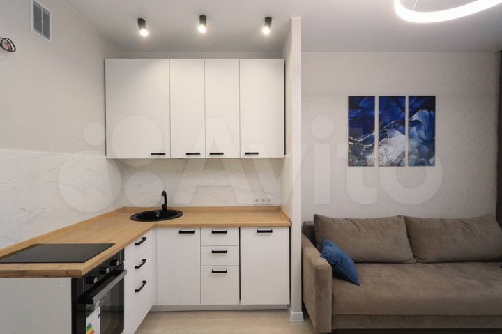 2-к. квартира, 42 м², 8/15 эт.