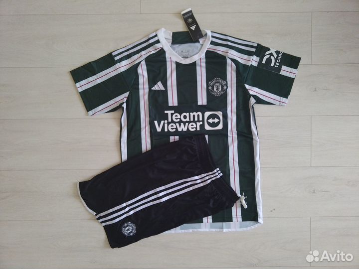 Форма футбольного клуба 