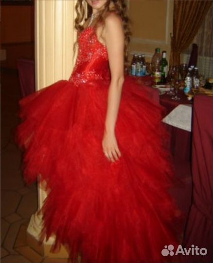 Красивое вечернее платье