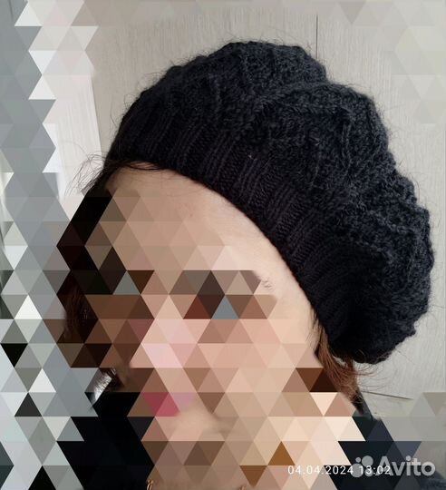 Берет женский ручной вязки