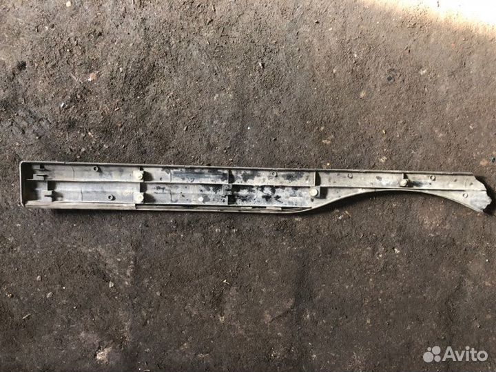 Накладка на багажник Mitsubishi Pajero V14V 4D56