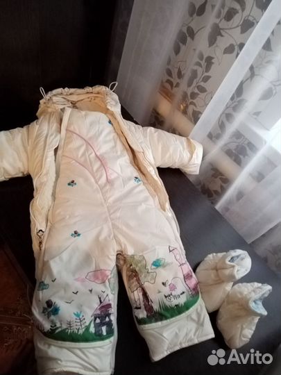 Зимний комбинезон для девочки