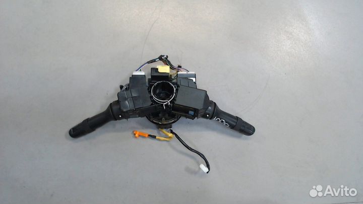 Переключатель поворотов и дворников Toyota Auris E