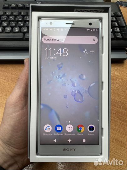 Смартфон Sony Xperia XZ2