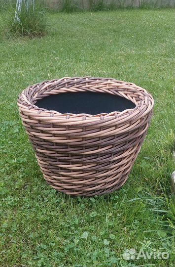 Кашпо горшок для цветов