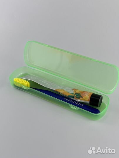 Футляр для зубной щетки